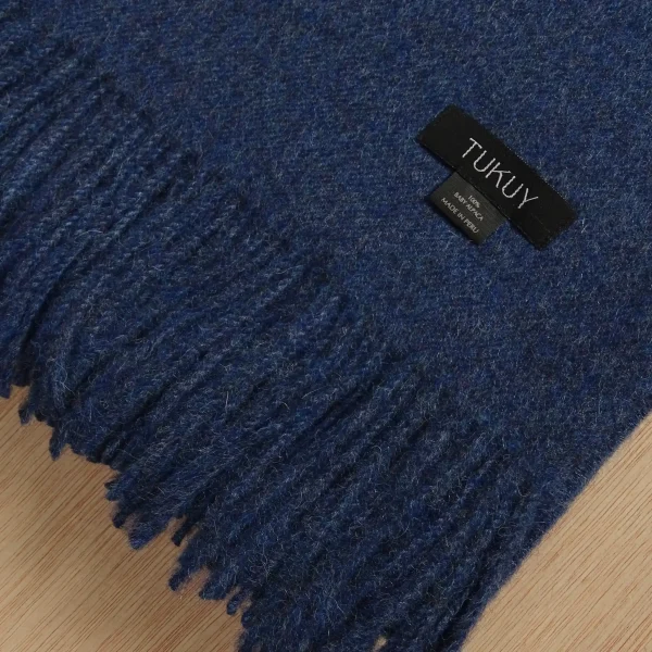 Blue baby alpaca blanket from Tukuy