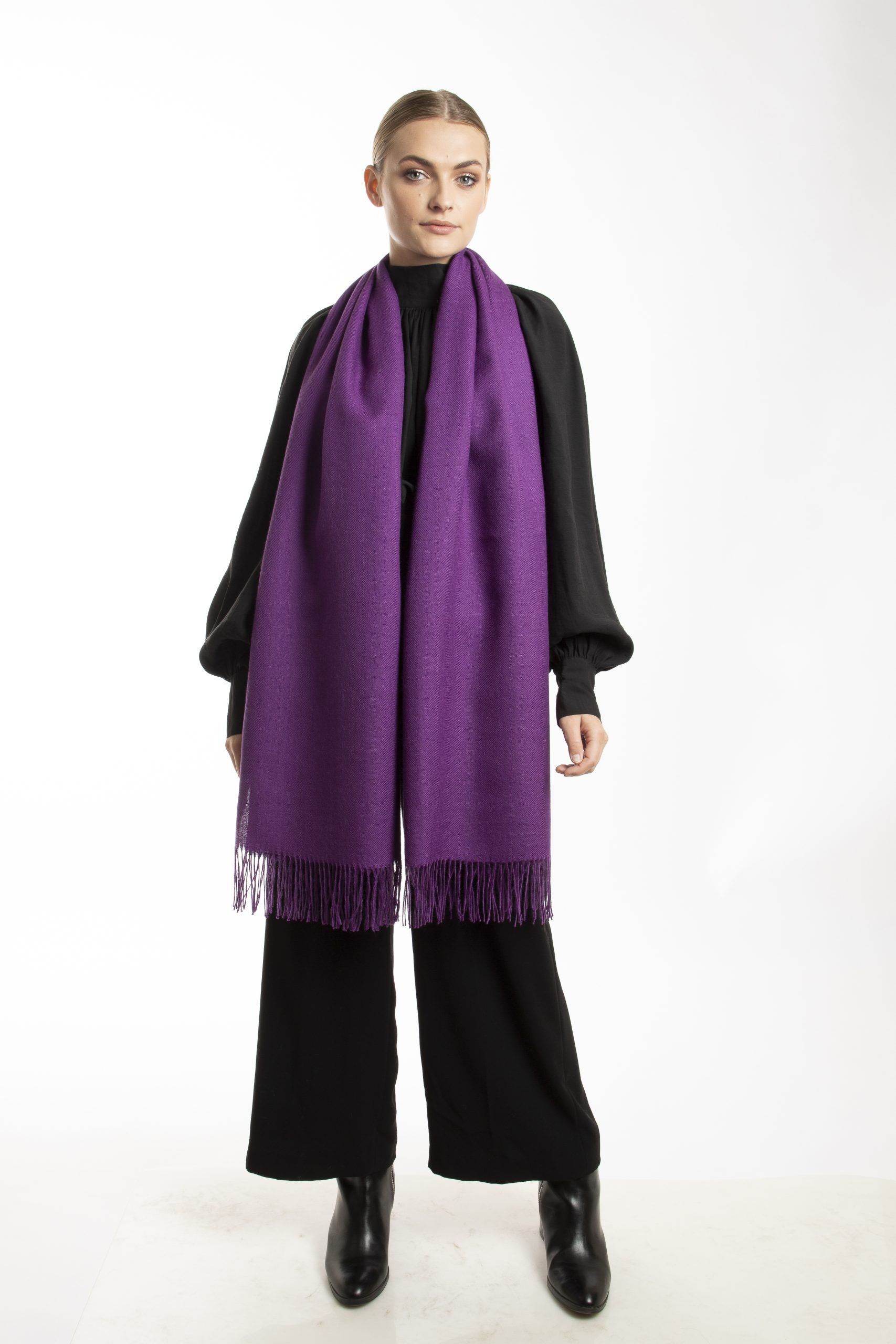 Kulli - Chal de Alpaca en Morado: imagen 1