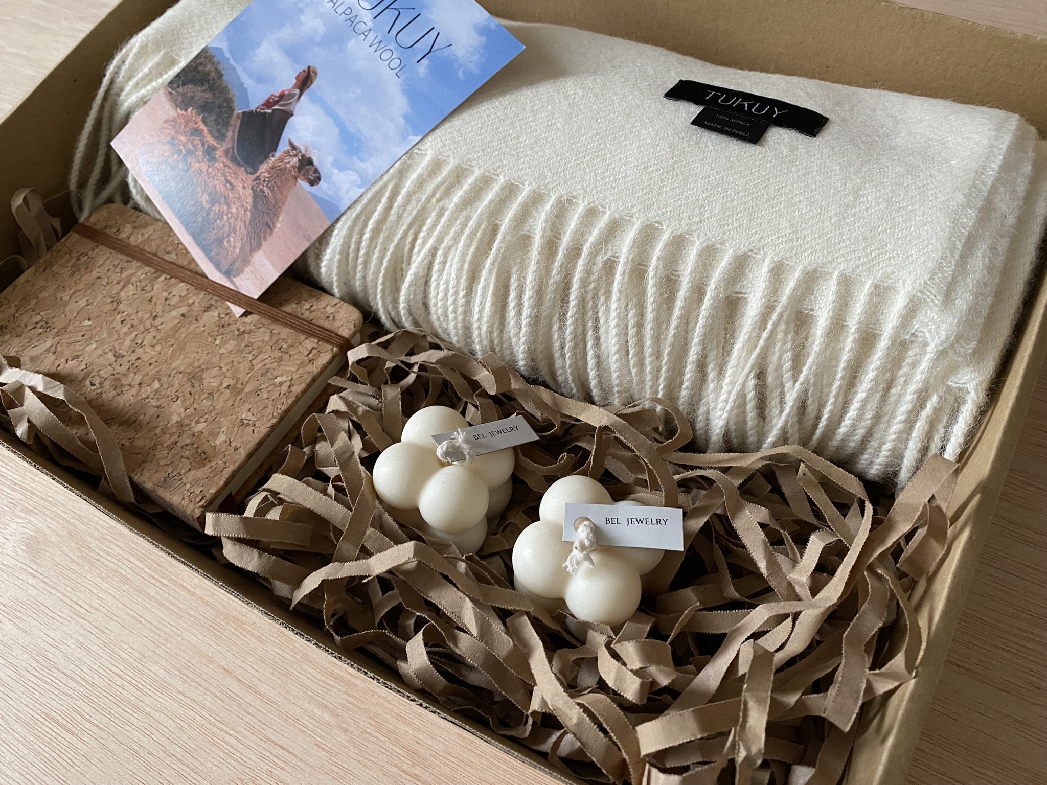 Puyu Gift Box - White Blanket with Candle and Note Book - Image 4
