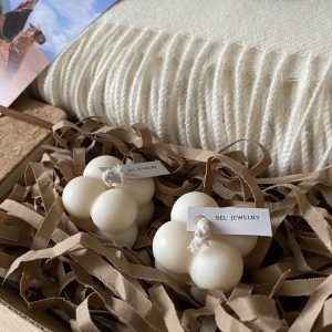 Caja de regalo Puyu - Manta alpaca blanca con vela y libro de notas: imagen 5