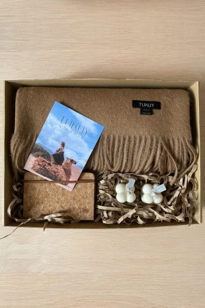 Mitu Gift Box - Camel Blanket with Candle and Note Book