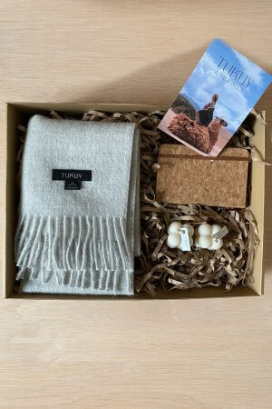 Ayllu Gift Box - Gray Scarf with Candle and Note Book