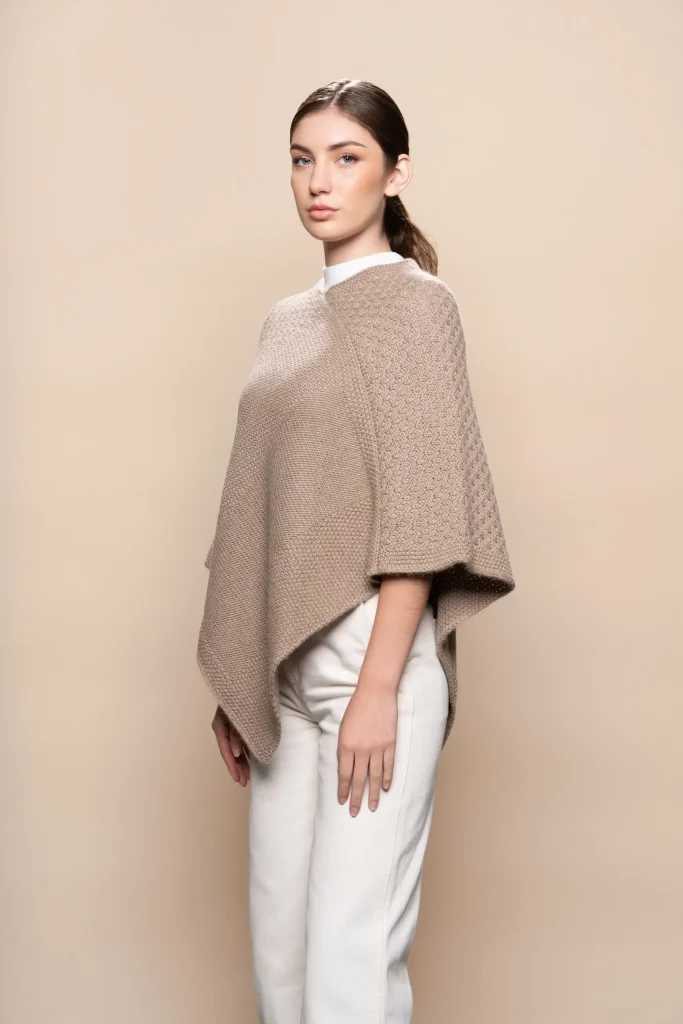Muru - Ponxo d'alpaca beix