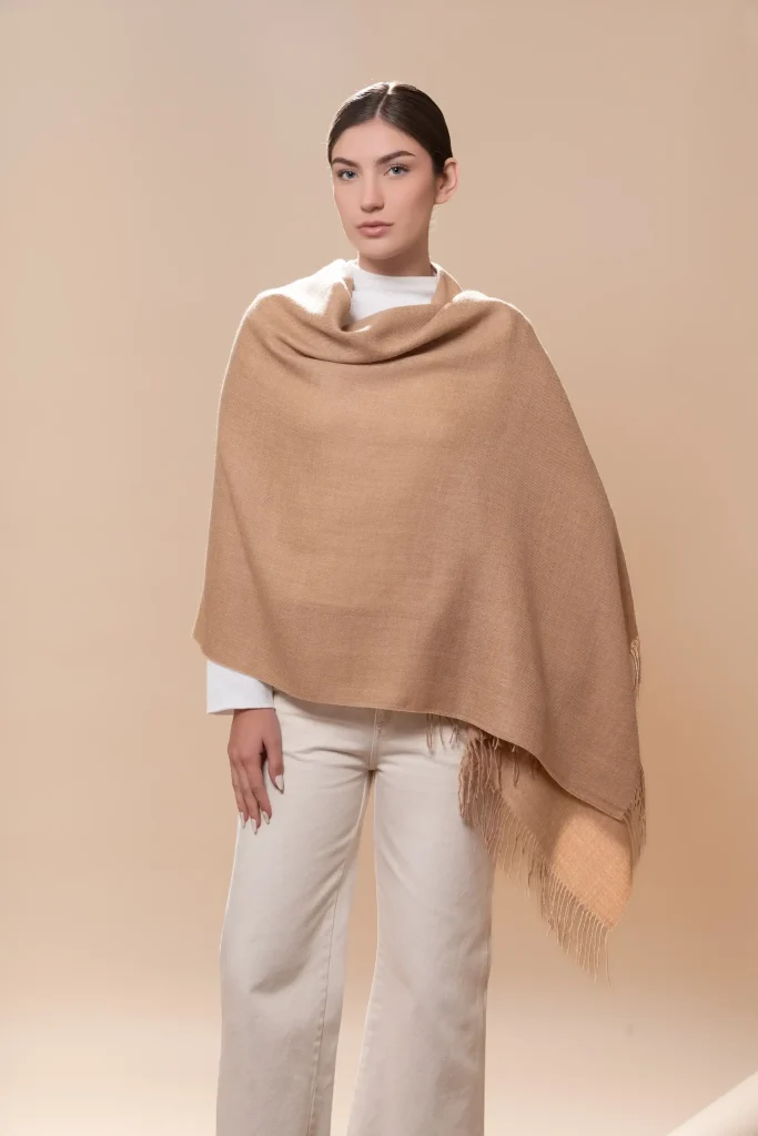 Intira - Alpaka-Schal in Beige