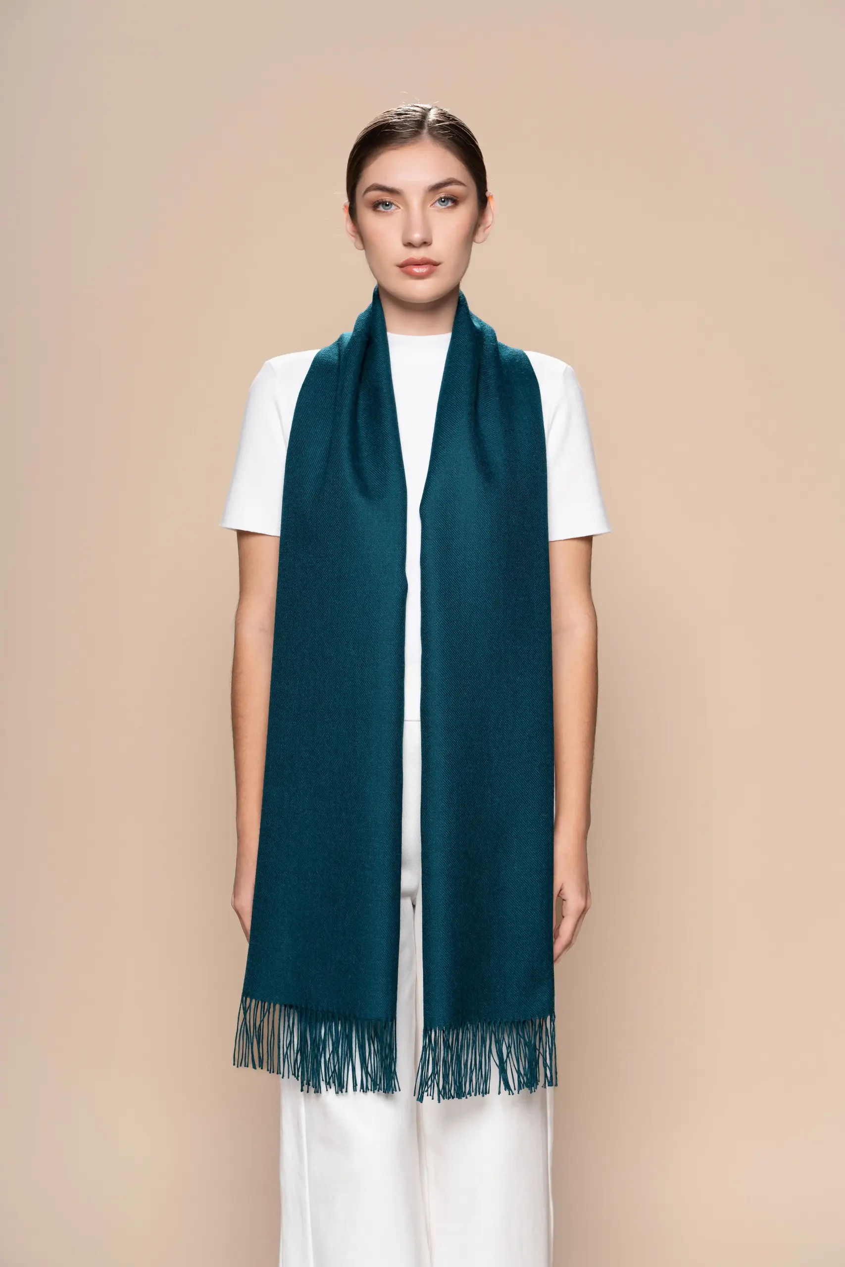Kantu - Chal de alpaca en verde: imagen 1
