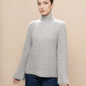 Kuntur - Alpaca Sweater in Gray - Image 1